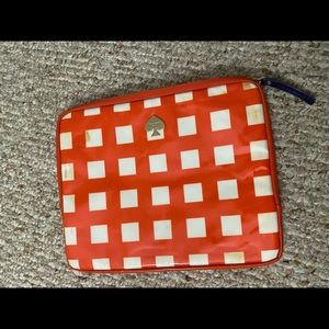 Two iPad covers/cases and keyboard